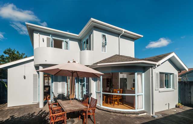 2/4 Nihill Crescent Mission Bay_2