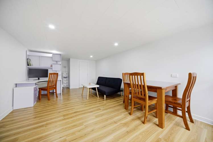 15 Wylie Avenue Sunnynook_12