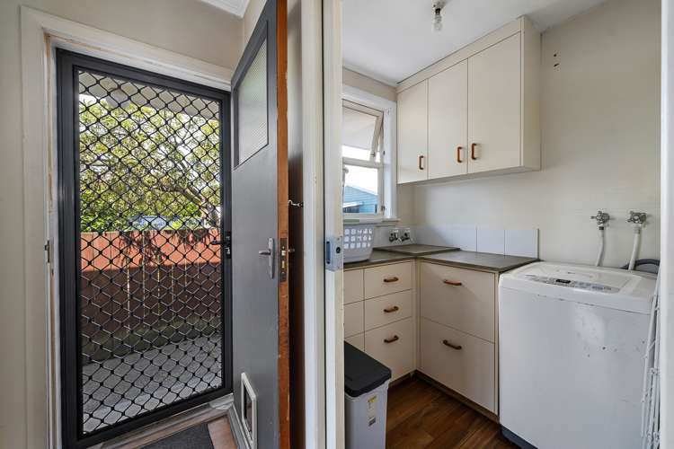 8 Washington Crescent Redwoodtown_12