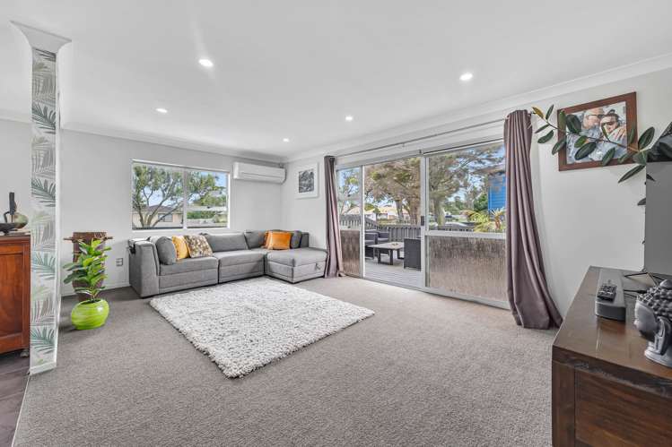 7 Trevor Hosken Drive Wiri_10