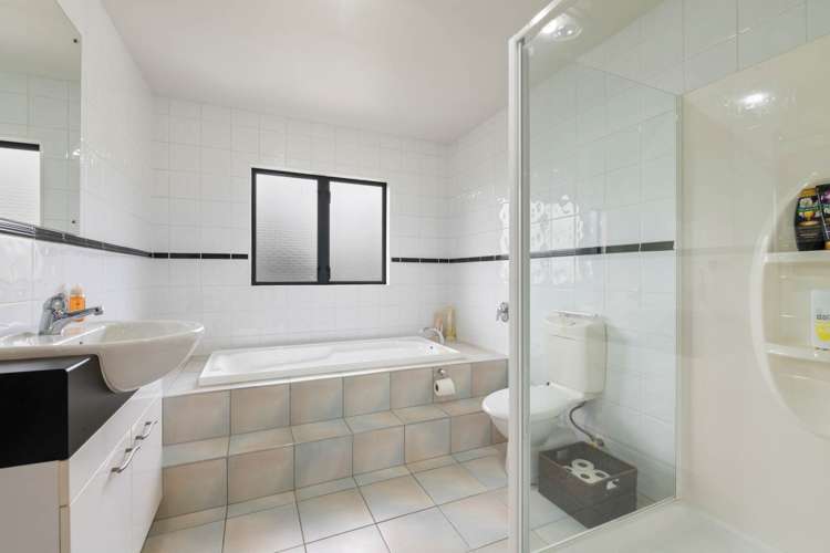 877 Weranui Road Wainui_19