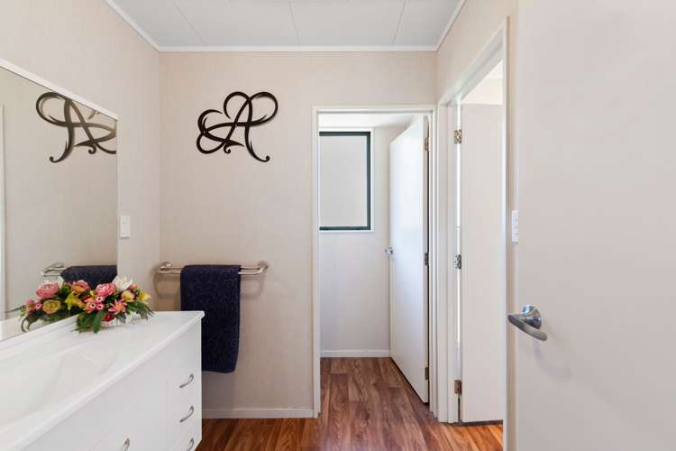 10 Cynthia Crescent Te Aroha_14