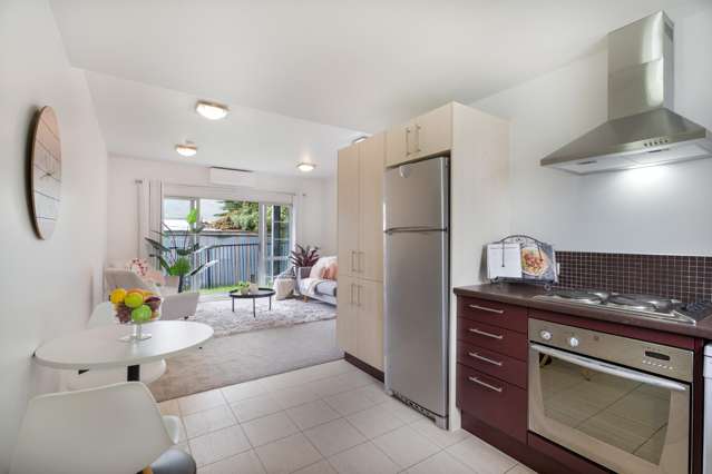 33/232 Middleton Road Churton Park_3