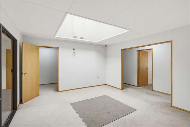 94 Kennedy Drive_5