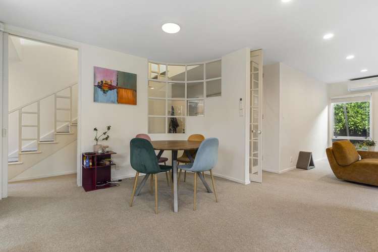 38 & 38A Te Arawa Street Orakei_16