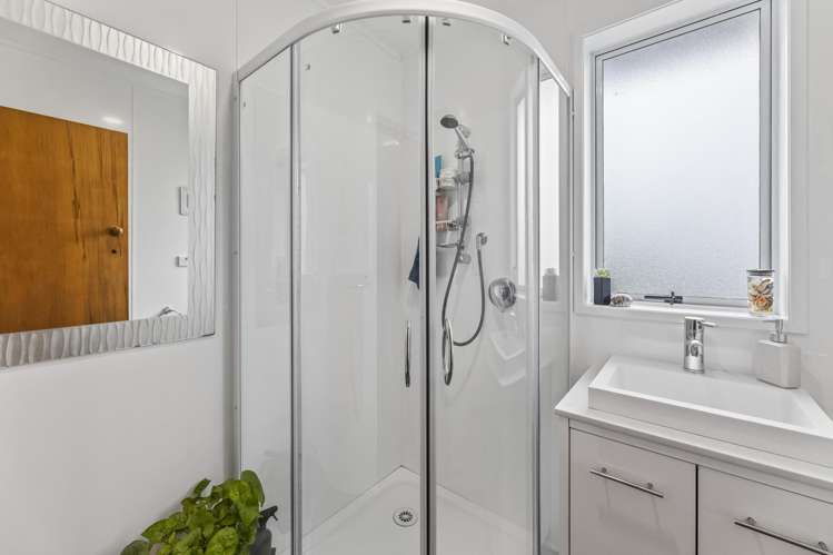 19 Herron Street Brockville_13