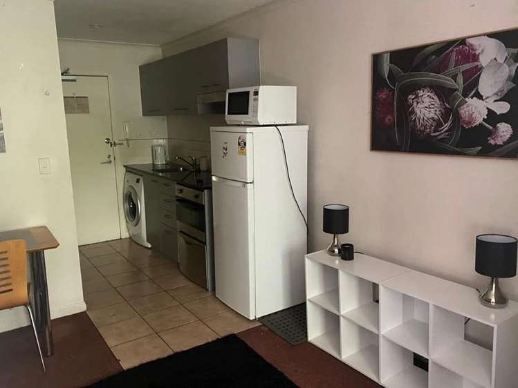 2i/508 Queen Street Auckland Central_3