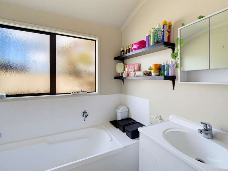 60 Kirkwood Road Flaxmere_14