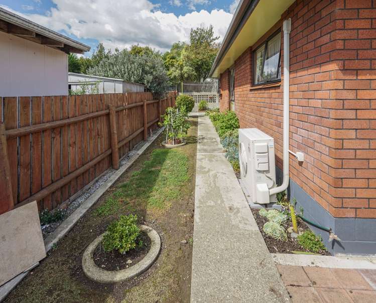 2/9 Mules Street Stoke_19