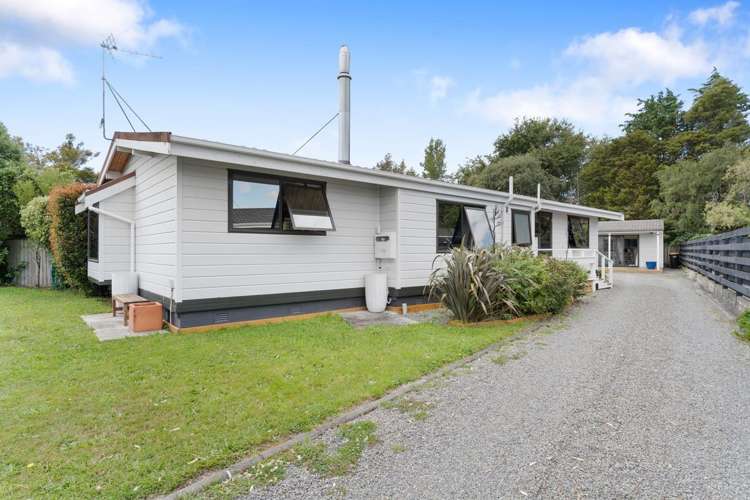 7 Deller Drive Carterton_24