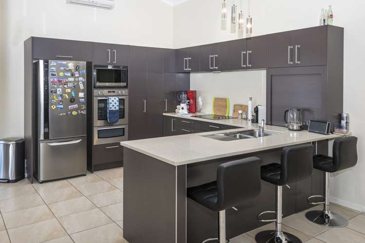 66a Bradbury Road Botany Downs_7