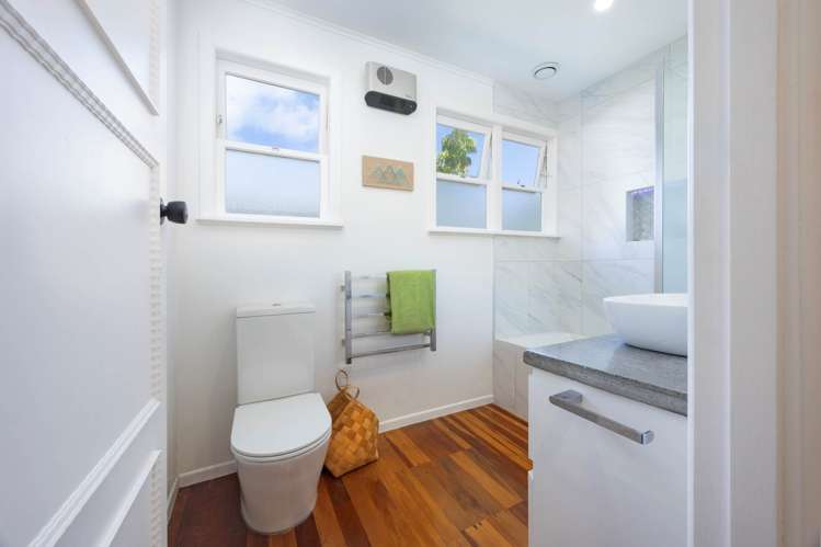 39 Kamara Road Glen Eden_19