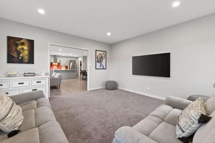 3 Magnolia Lane Kelvin Grove_27