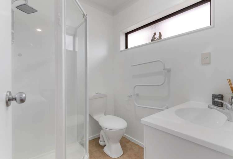 61 Senator Drive Manurewa_9