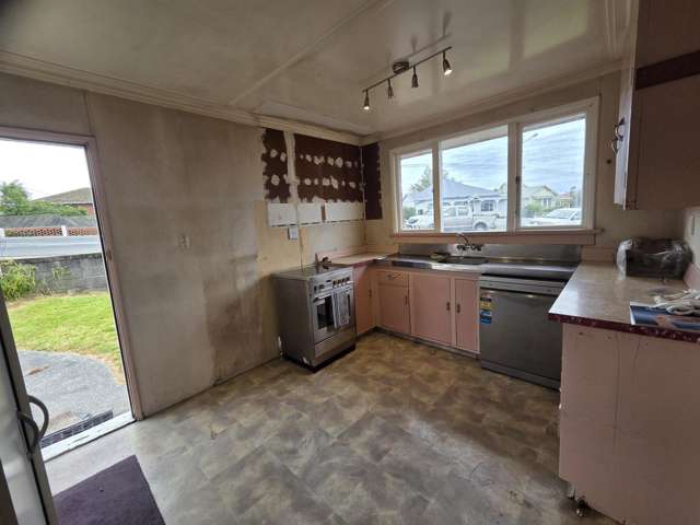 221 Clyde Street Balclutha_2