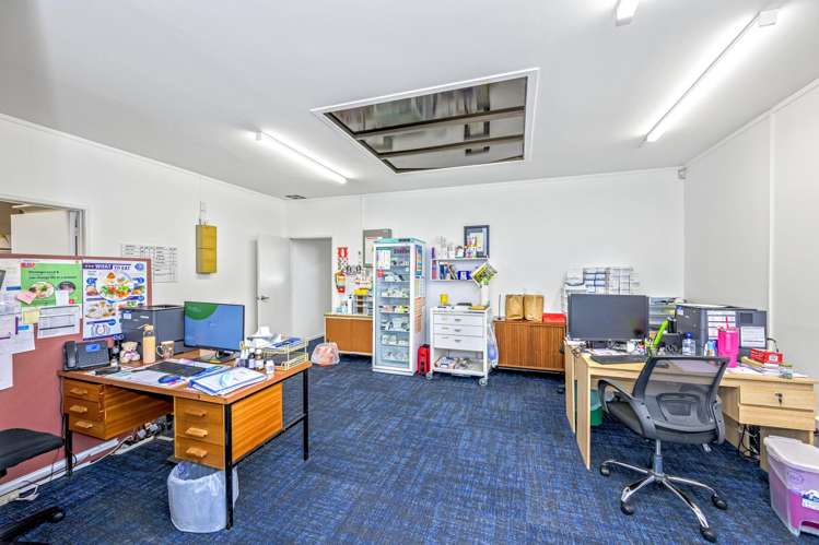 17 Palmers Road Clendon Park_10