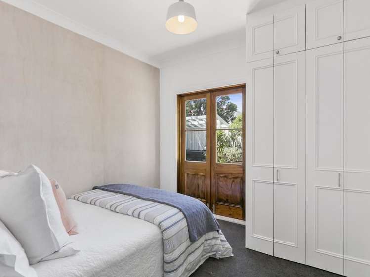 68a Lyall Parade Lyall Bay_10