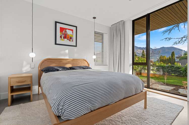 108 Aubrey Road Wanaka_14