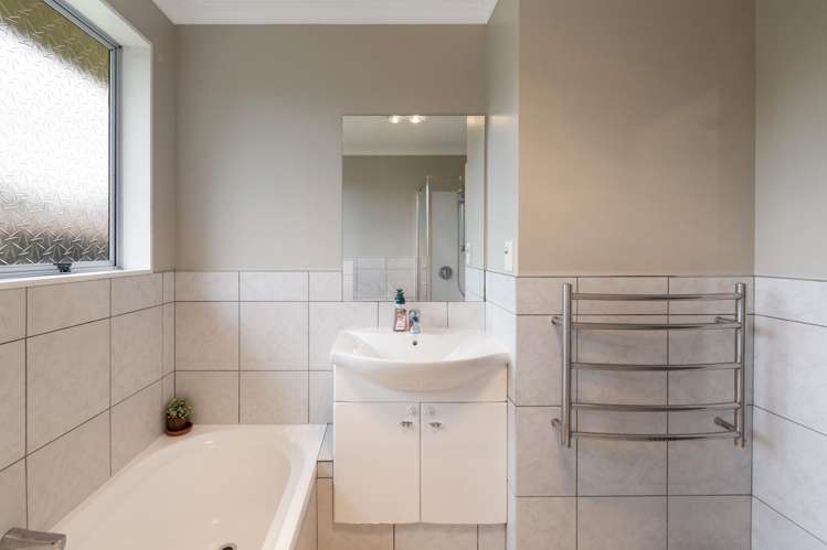 76 Benmore Avenue Cloverlea_13