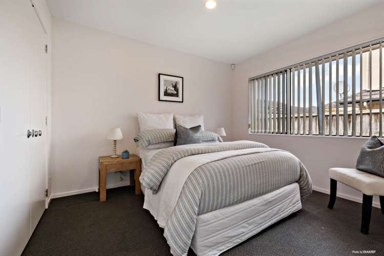 1 Silverwood Drive Flat Bush_5