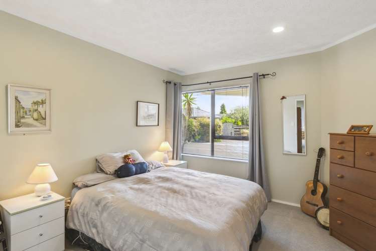 13 Runanga Grove Waikanae_17