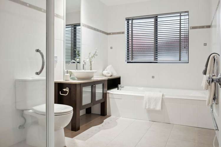 117 Gracechurch Drive Flat Bush_20