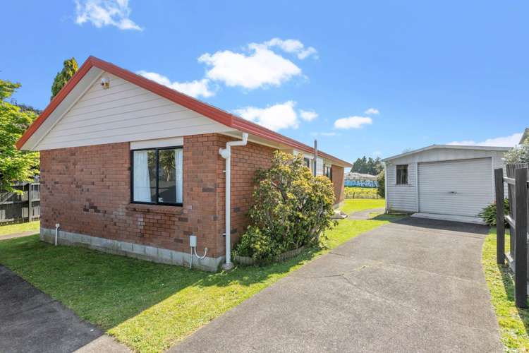 2/12 Miriam Corban Heights Henderson_1