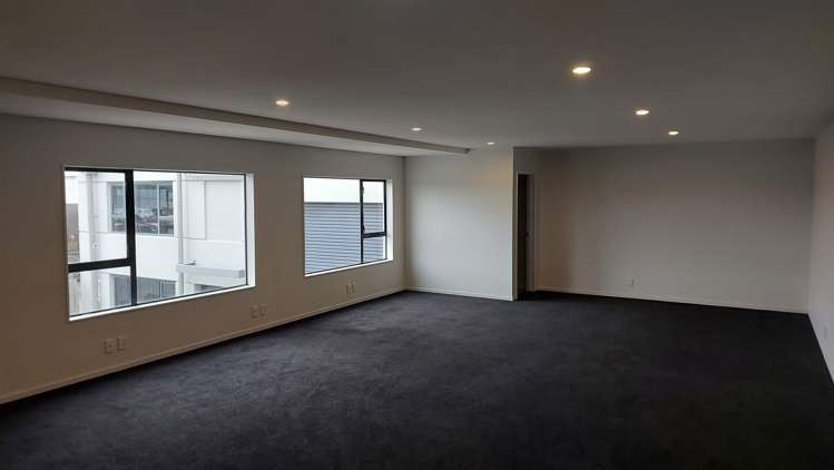 Unit 8/44 Clarence Street South Addington_4
