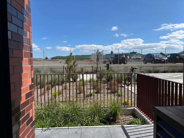 Brand New Ground Floor Live Garden Studios