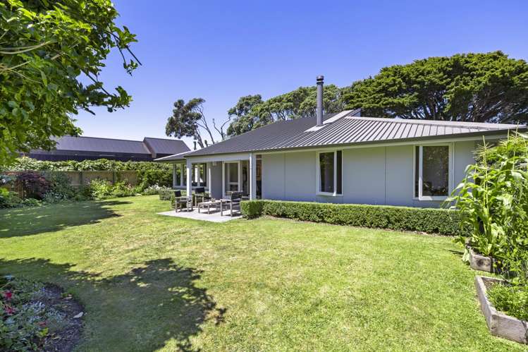 64 Wallis Street Raglan_22