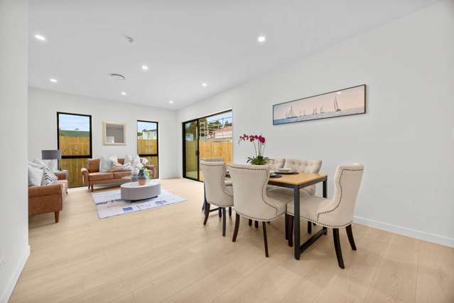 12 & 14 Furlough Road Opaheke_2