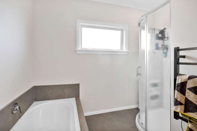 16 Karaka Street Hawera_18