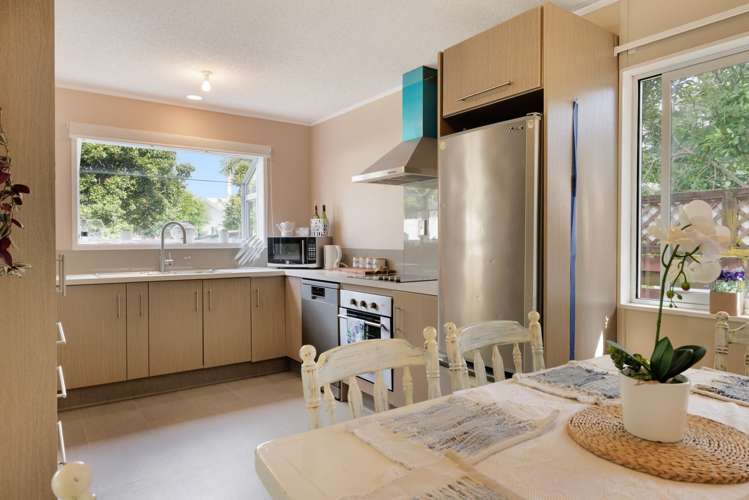 1335b Papamoa Beach Road Papamoa_4