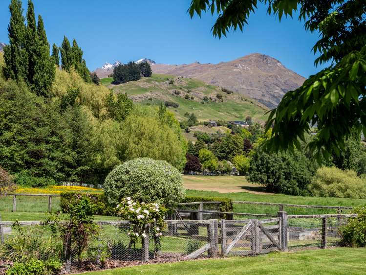 7 Arrowtown-Lake Hayes Road Dalefield/Wakatipu Basin_21