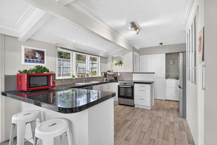 99 Gillies Avenue Hilltop_7