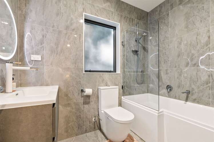 15A Reynella Drive Massey_12