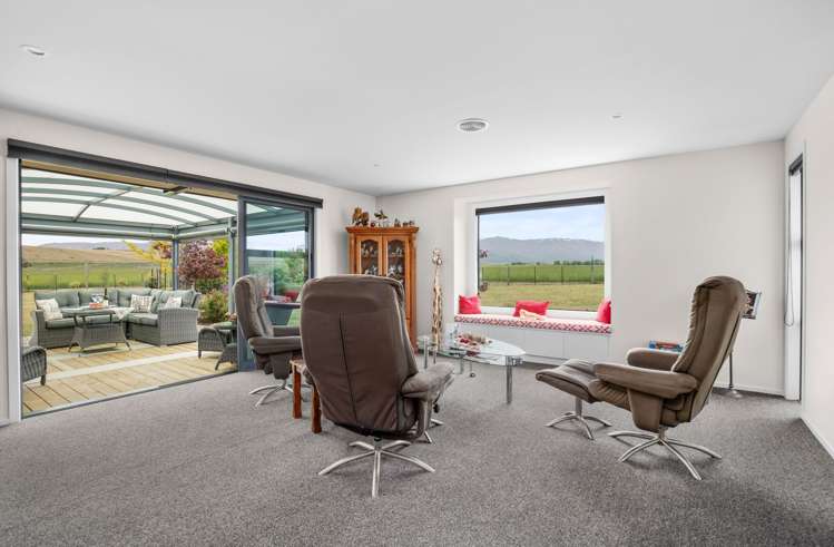 57 Golden Road Alexandra_12