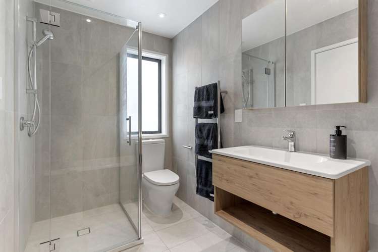 6 Kikorangi Lane Mount Wellington_17