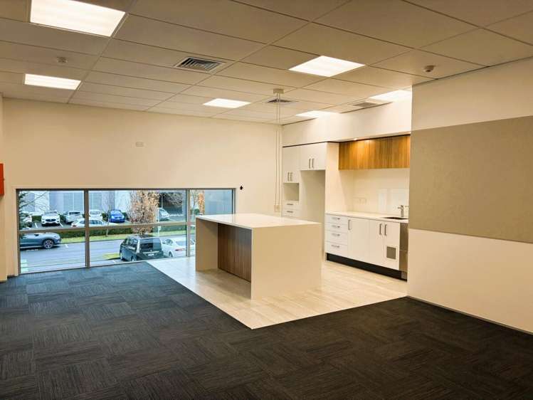 92 Russley Road Russley_10