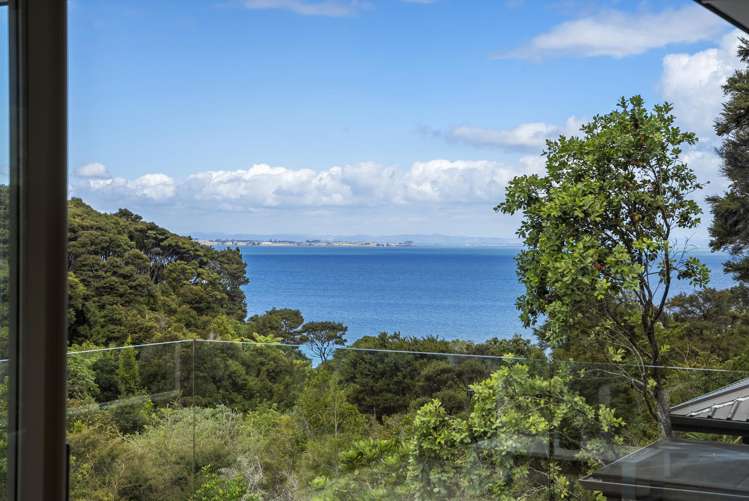 9 Herrings Cove Place Titirangi_6