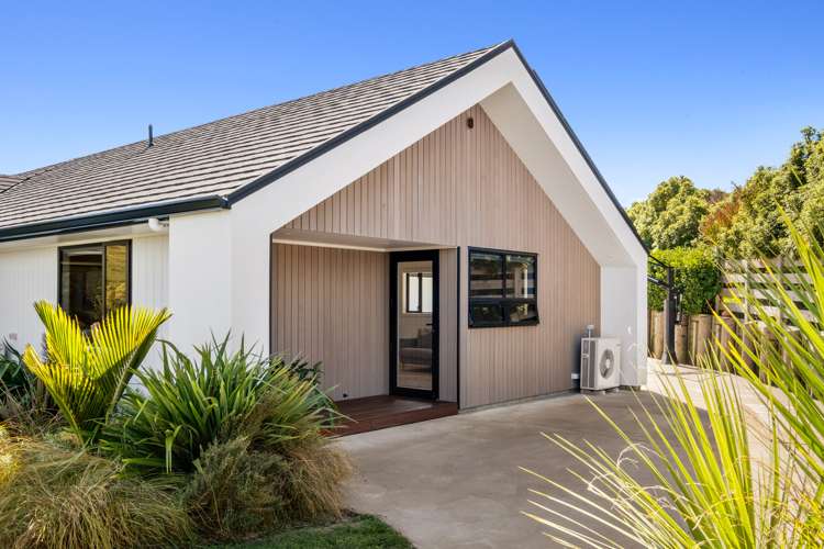 82 Scarlys Way Okitu_30