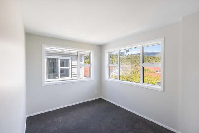 82 Main Road Wainuiomata_3