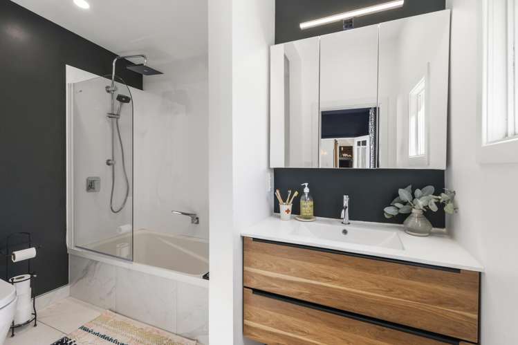 36 Derwent Street Island Bay_12