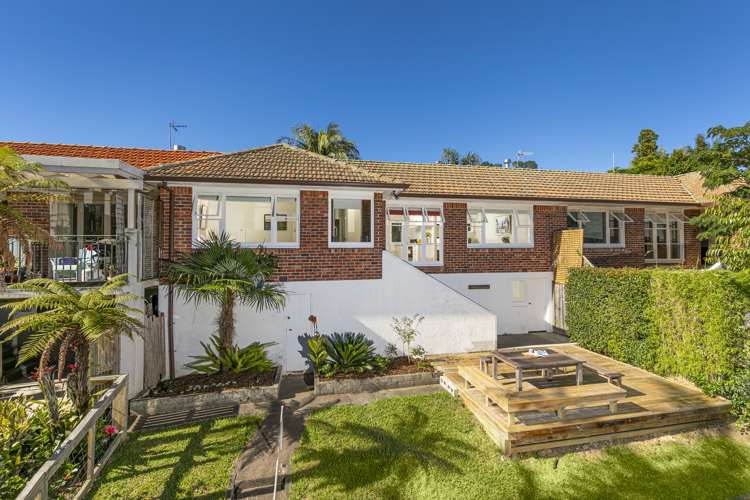 2/7 Everest Street Devonport_16