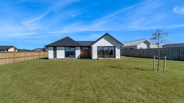 31 Greig Crescent Amberley_2