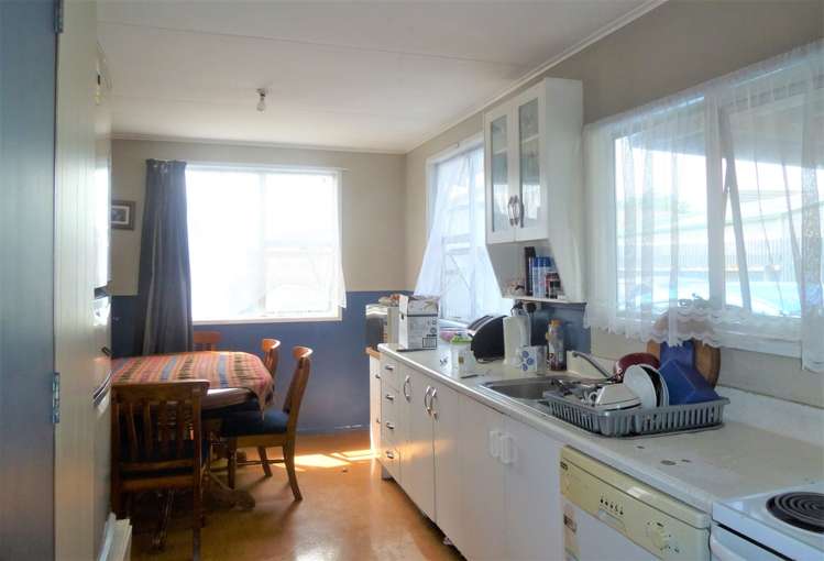 813 Huia Street Camberley_5