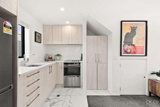 1/36 Mitchell Street Epuni_2