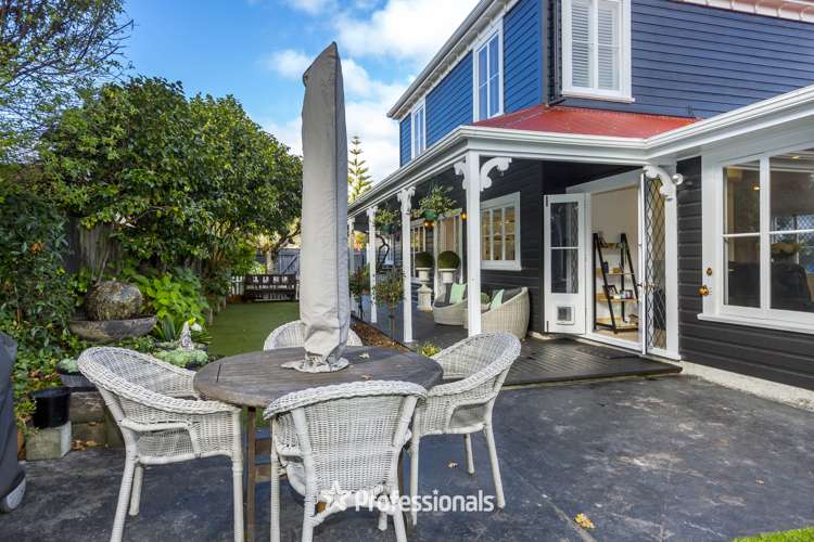 337 Fergusson Drive Heretaunga_24