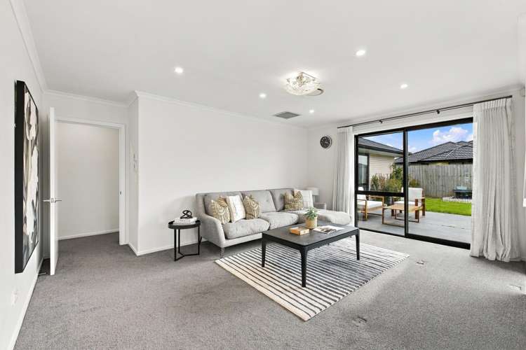 10 Dahlia Drive Wigram_6