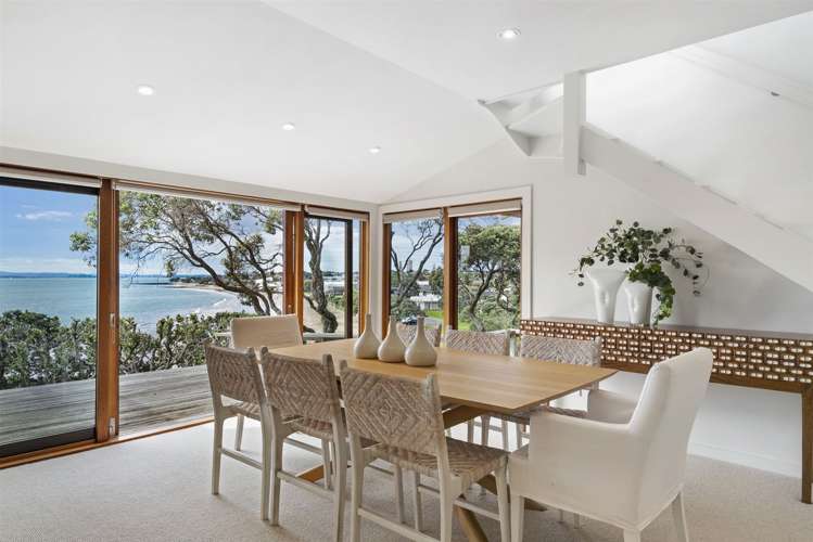 1/3 Beach Road Castor Bay_9